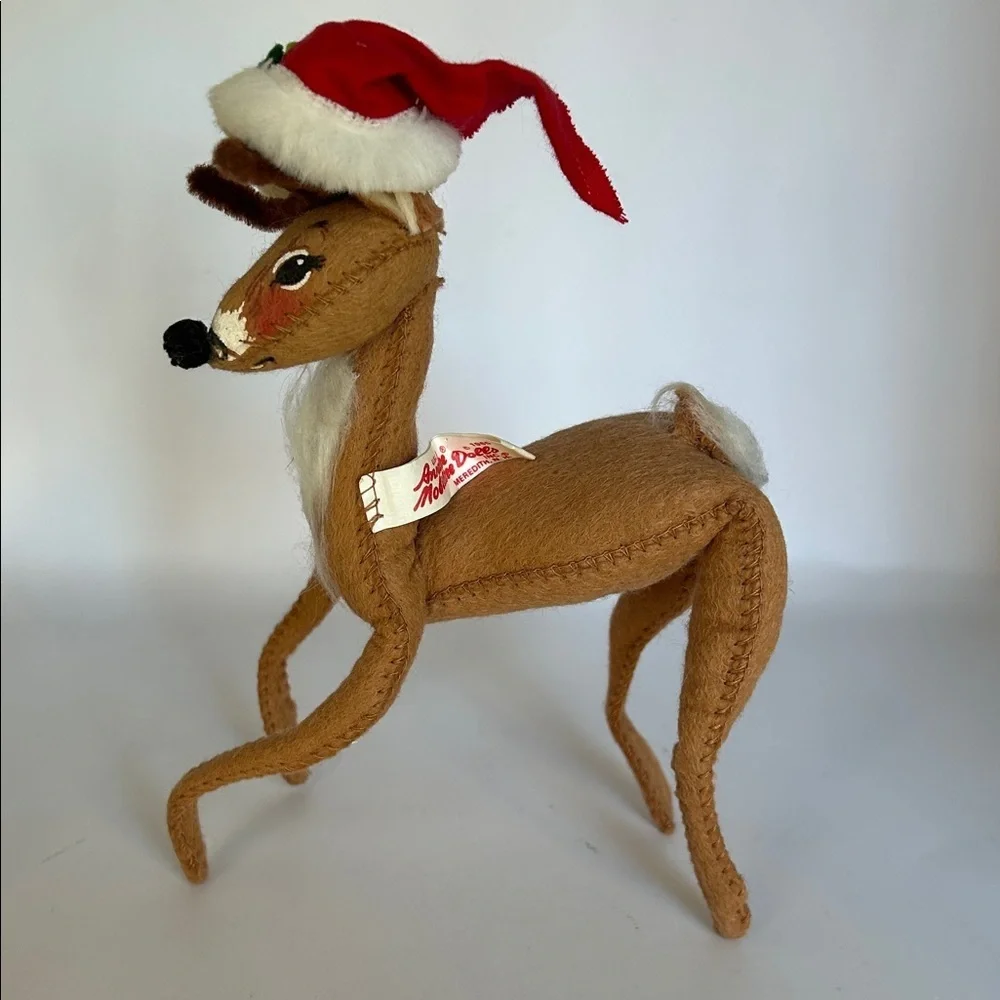 Annalee vintage Reindeer with Santa Hat 1965
